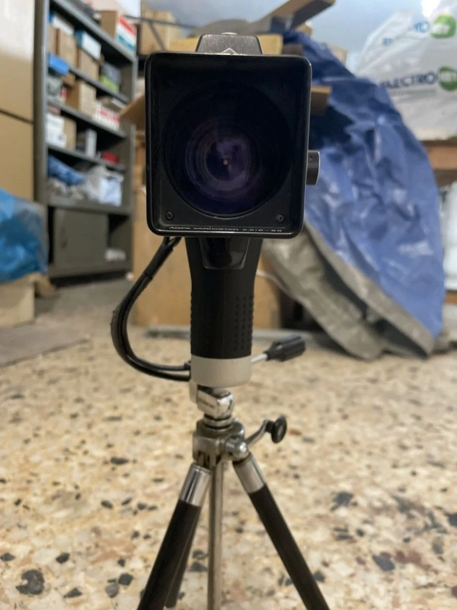 Vendora Movexoom 4000 Synchro Sound Super 8 Reflex Film Camera 3 Vendora Movexoom 4000 Synchro Sound Super 8 Reflex Film Camera