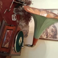 Εξώφυλλο -vintage object shop 020a89cb14b1900e067db36afb0c557aecf4adfd xl