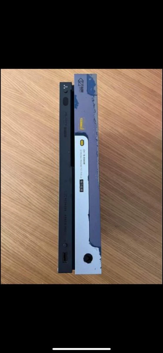 Vendora Xbox Cyberpunk Limited Edition 4 Vendora Xbox Cyberpunk Limited Edition - Image 2