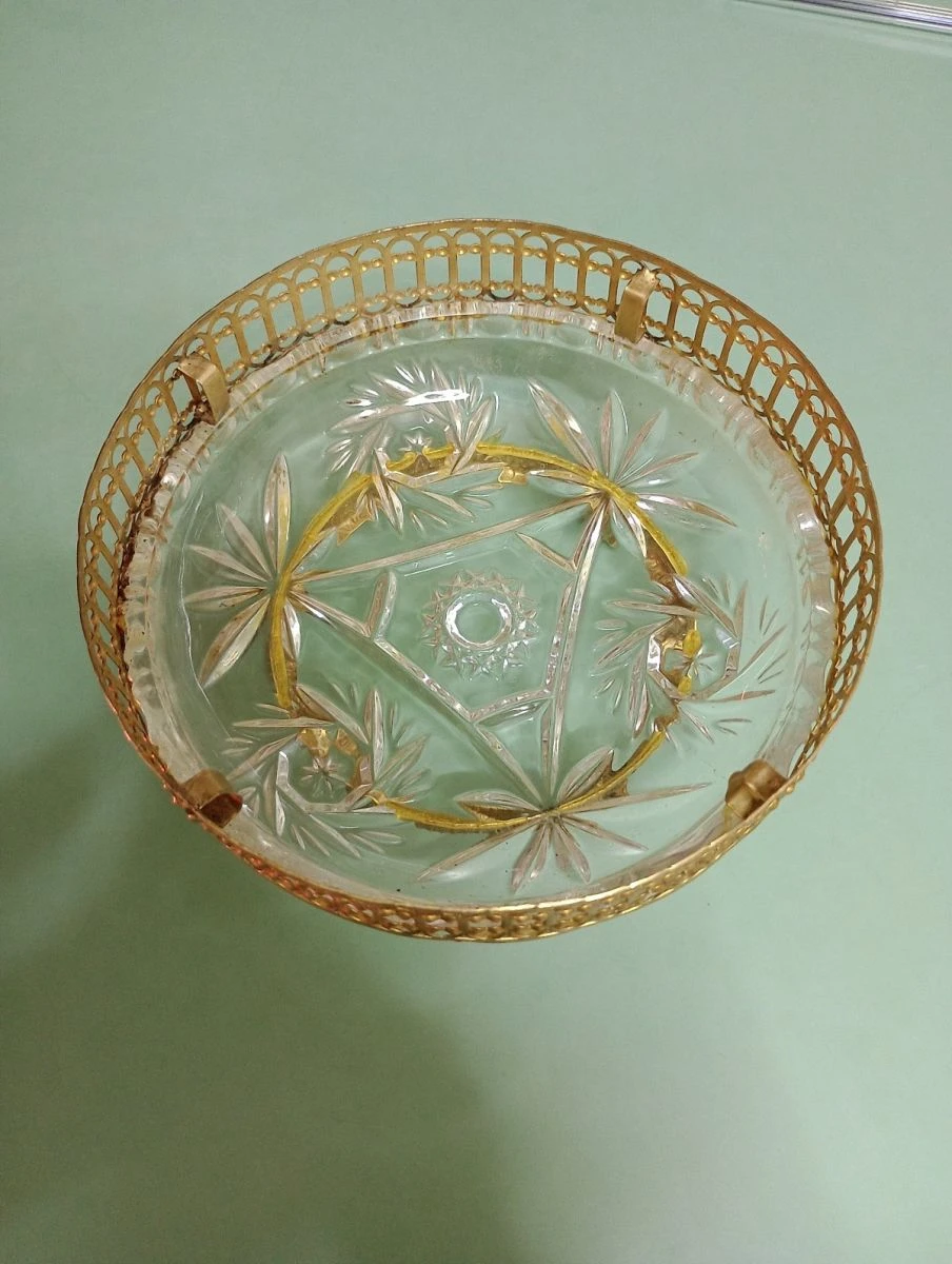 Vendora Φοντανιερα Vintage. 3 Vendora Φοντανιερα Vintage.