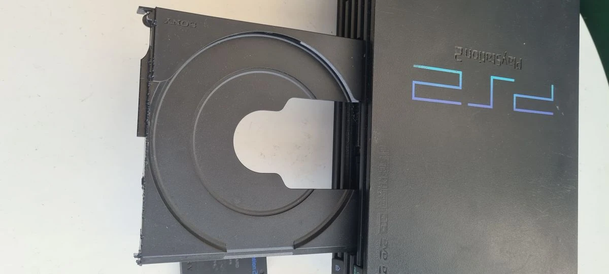 Vendora Ps2 Κονσόλα μαζί με 3 Παιχνίδια.. 5 Vendora Ps2 Κονσόλα μαζί με 3 Παιχνίδια.. - Image 3