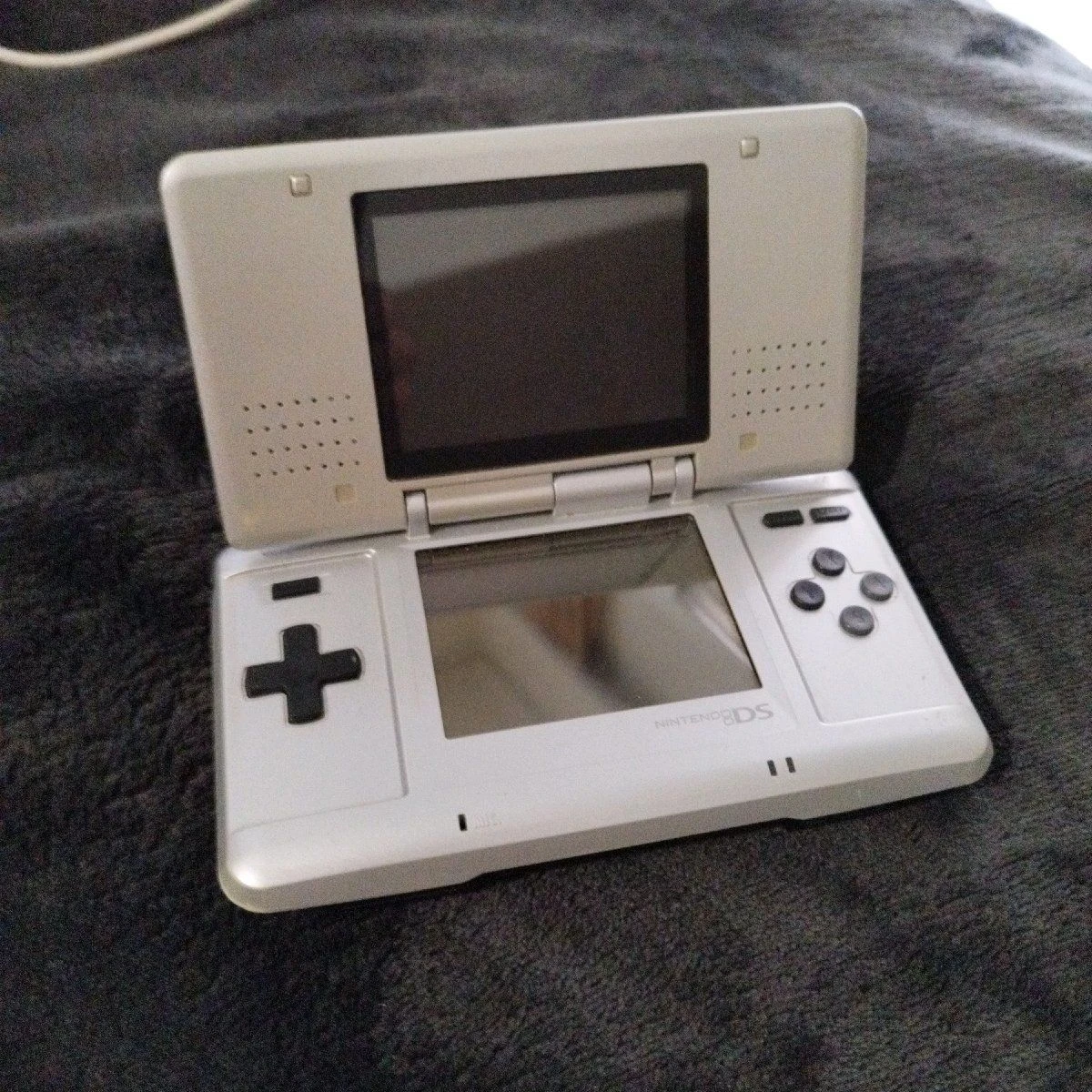 Vendora Nintendo DS Original +2 Games (spiderman 2 και Rayman) + Charger 4 Vendora Nintendo DS Original +2 Games (spiderman 2 και Rayman) + Charger - Image 2