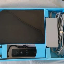 Vendora Nintendo Wii 128gb Black στο κουτί του με 52 παιχνίδια. 8 Vendora Nintendo Wii 128gb Black στο κουτί του με 52 παιχνίδια. -vintage object shop 11abe92a82033f34db2f66c1f959d7d85f049043 xl