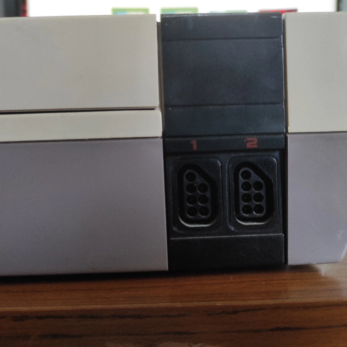 Vendora ΣΥΛΛΕΚΤΙΚΗ ORIGINAL ΚΟΝΣΟΛΑ 1985 Nintendo Entertainment System (NES) European Version 4 Vendora ΣΥΛΛΕΚΤΙΚΗ ORIGINAL ΚΟΝΣΟΛΑ 1985 Nintendo Entertainment System (NES) European Version - Image 2