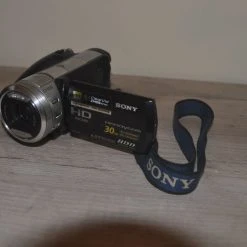 Vendora SONY HANDYCAM FULL HD 1080i 14 Vendora SONY HANDYCAM FULL HD 1080i -vintage object shop 172fd0dc17fd54cb82269dc0e118afff211cffd5 xl