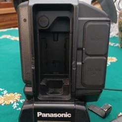 Vendora Videokamera Panasonic AG AC 8 με 2 κάρτες SD 32 GB -vintage object shop 188e1e758ea39c2f6a4c36bf8b24e101597df9f6 xl