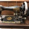 Vendora Ραπτομηχανή χειροκίνητη KAYSER του 1920-30 -vintage object shop 19aaa6565f13852d13fb6202cc3882ccbcdfb540 xl