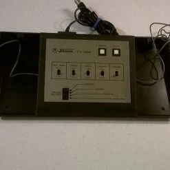 Vendora Sinoca T.V.Game -vintage object shop 1c55d620fb59f1ef9651469dc27411893c2b4462 xl