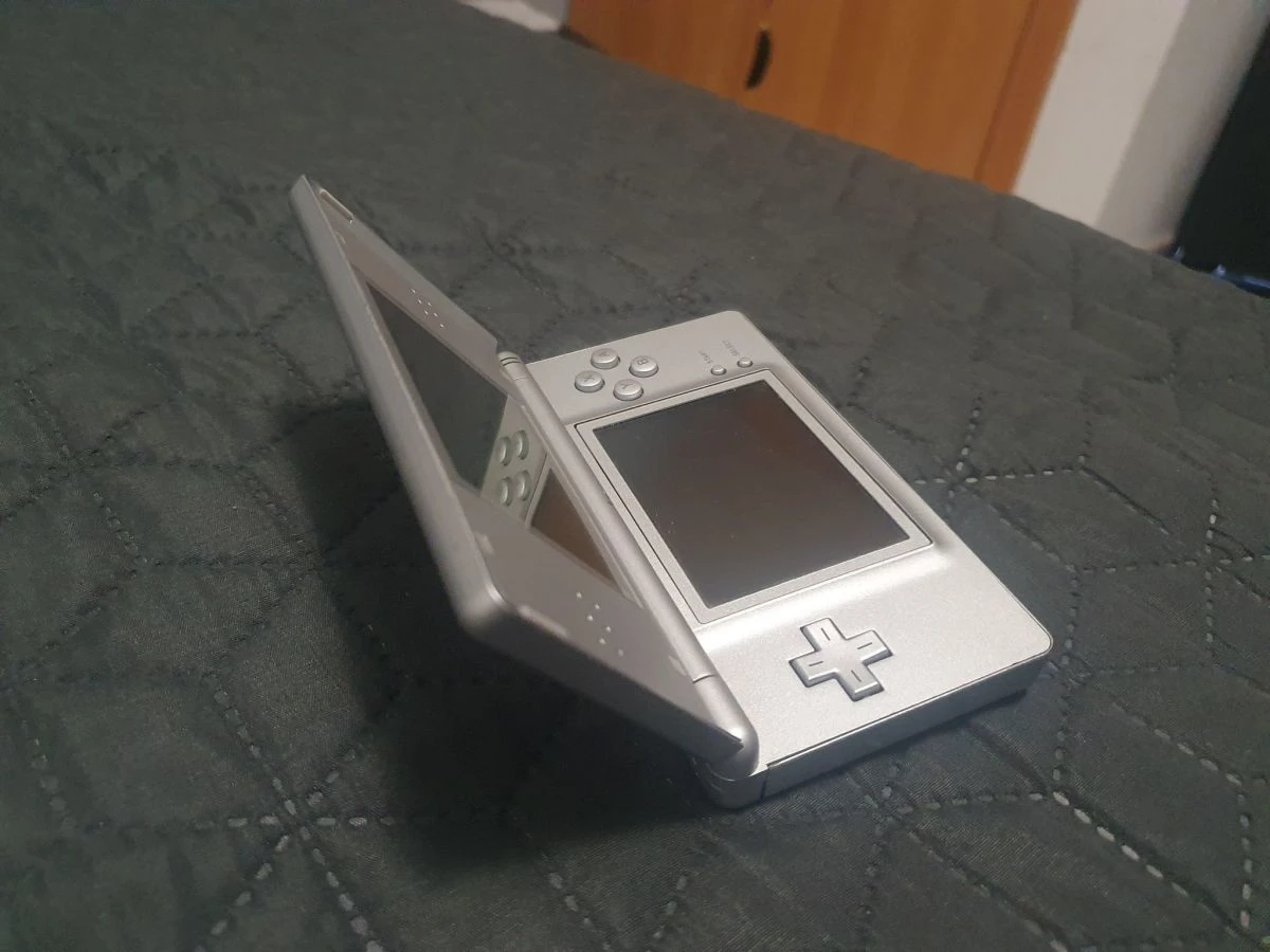 Vendora DSLite ασημί νέο κέλυφος Third Party 6 Vendora DSLite ασημί νέο κέλυφος Third Party - Image 4