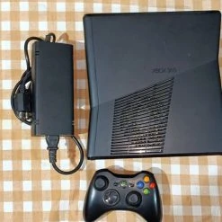 Vendora Xbox 360 με 6 Παιχνίδια , 1 Χειριστήριο -vintage object shop 21b1acb7af1e135965918d611ec1c1fd2758a830 xl