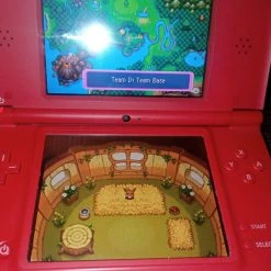 Vendora DsXL Mario όλο μαζί το πακέτο μαζί με τις Pokemon και όλα τα παιχνίδια αψογα!!! 9 Vendora DsXL Mario όλο μαζί το πακέτο μαζί με τις Pokemon και όλα τα παιχνίδια αψογα!!! -vintage object shop 241760fd0da4a1d6de325338b3a34ca8d5ec1aae xl