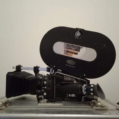 Vendora ARRI M 16mm κινηματογραφική κάμερα -vintage object shop 274e2564371053d3f774ba0daaaa7c2f024af0f5 xl