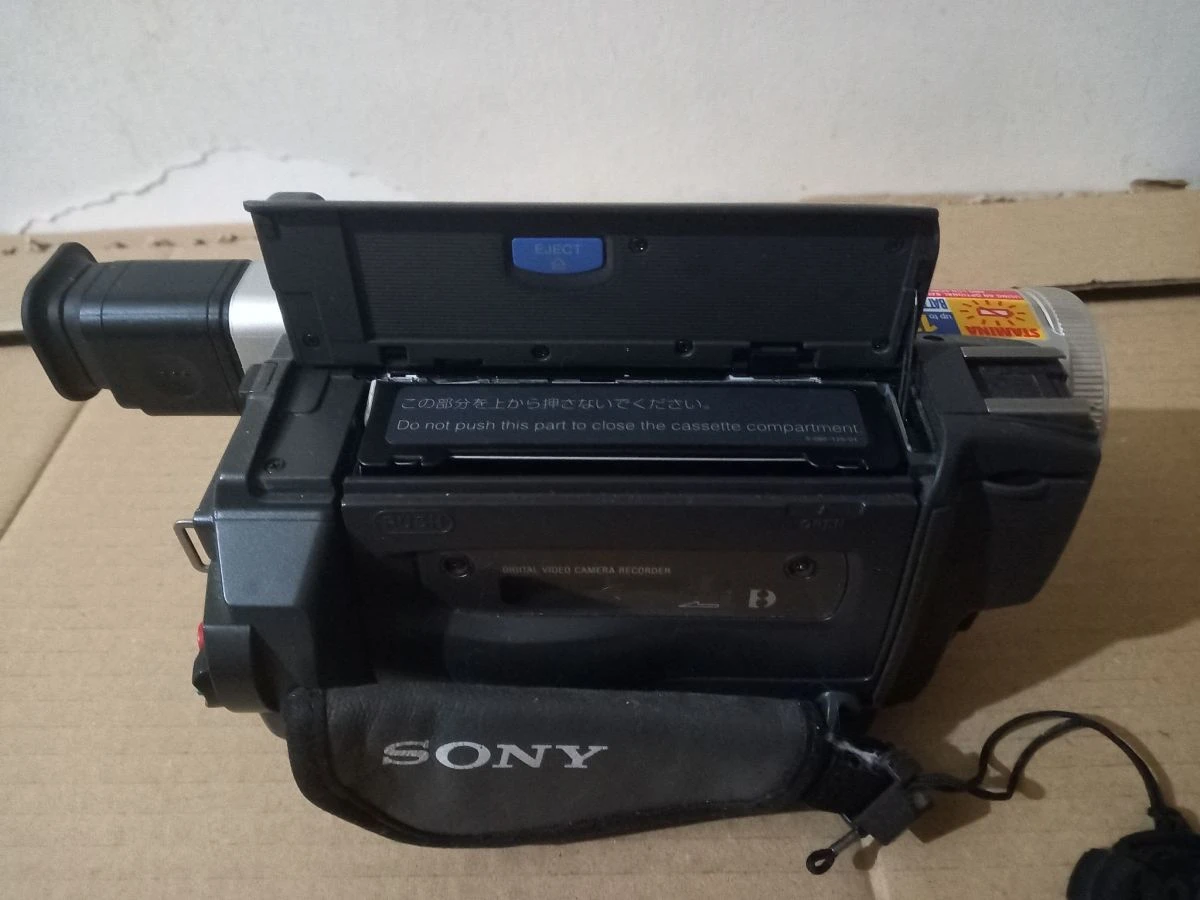 Vendora Sony Dcr Try 120e 4 Vendora Sony Dcr Try 120e - Image 2