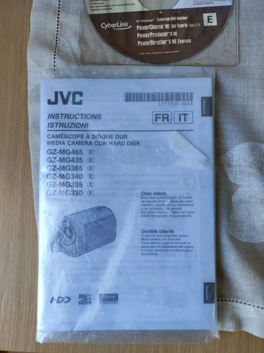 Vendora Βιντεοκάμερα JVC Everio GZ-MG465 BE, σκληρού δίσκου 60GBκαι 32X OPTICAL ZOOM. Με τηλεχειριστήριο , θήκη, βιβλίο οδηγιών και όλα τα παρελκόμενα. Αγοράστηκε το 2011. Άριστη λειτουργία 10 Vendora Βιντεοκάμερα JVC Everio GZ-MG465 BE, σκληρού δίσκου 60GBκαι 32X OPTICAL ZOOM. Με τηλεχειριστήριο , θήκη, βιβλίο οδηγιών και όλα τα παρελκόμενα. Αγοράστηκε το 2011. Άριστη λειτουργία - Image 8