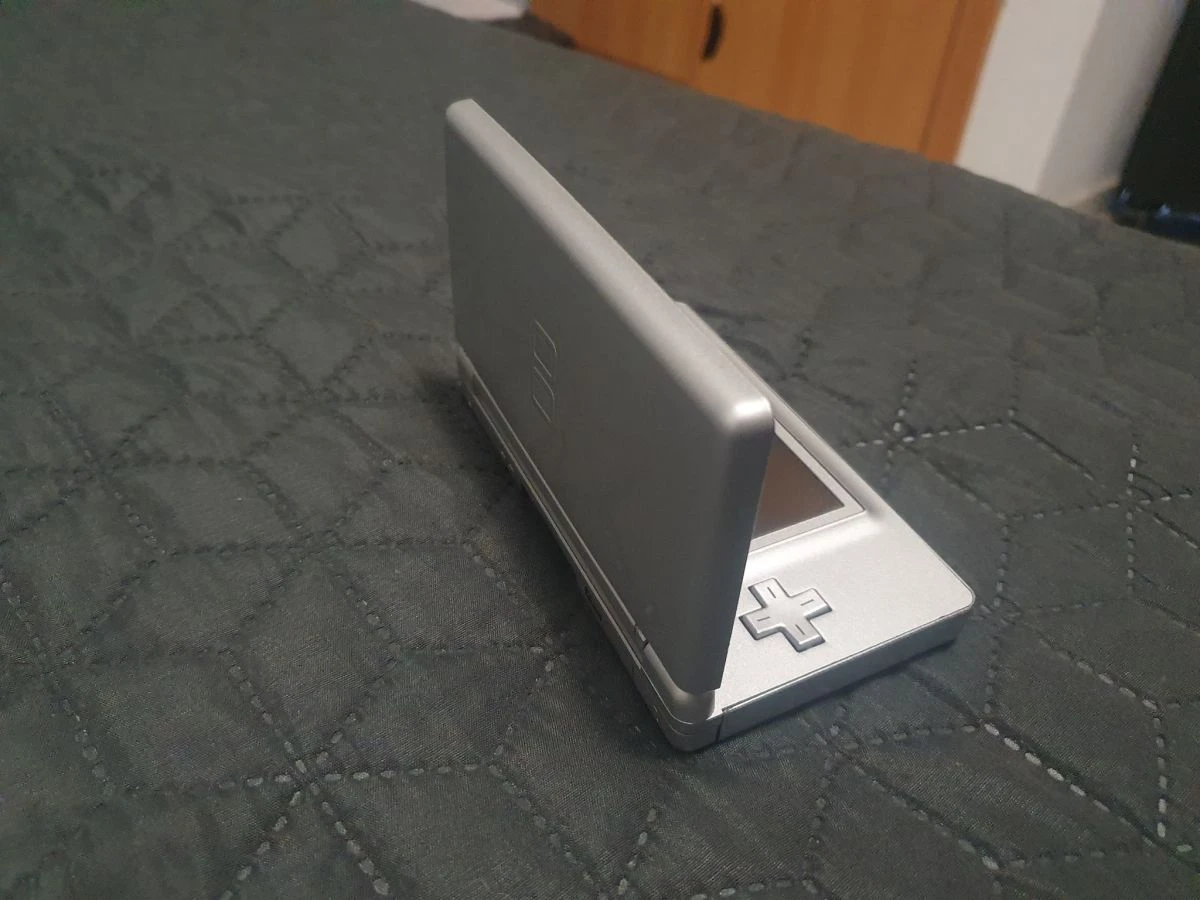 Vendora DSLite ασημί νέο κέλυφος Third Party 7 Vendora DSLite ασημί νέο κέλυφος Third Party - Image 5