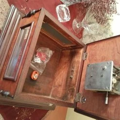 Vendora ΓΡΑΜΜΟΦΩΝΟ ΣΕ ΑΡΙΣΤΗ ΚΑΤΑΣΤΑΣΗ ΜΕ ΠΕΡΙΠΟΥ 60 ΔΙΣΚΟΥΣ ΜΕ ΠΑΛΙΑ ΛΑΙΚΑ ΚΑΙ ΔΗΜΟΤΙΚΑ ΤΡΑΓΟΥΔΙΑ 16 Vendora ΓΡΑΜΜΟΦΩΝΟ ΣΕ ΑΡΙΣΤΗ ΚΑΤΑΣΤΑΣΗ ΜΕ ΠΕΡΙΠΟΥ 60 ΔΙΣΚΟΥΣ ΜΕ ΠΑΛΙΑ ΛΑΙΚΑ ΚΑΙ ΔΗΜΟΤΙΚΑ ΤΡΑΓΟΥΔΙΑ -vintage object shop 3df326c8a7b35f1043857b60cc8df9cd73d2ccf3 xl