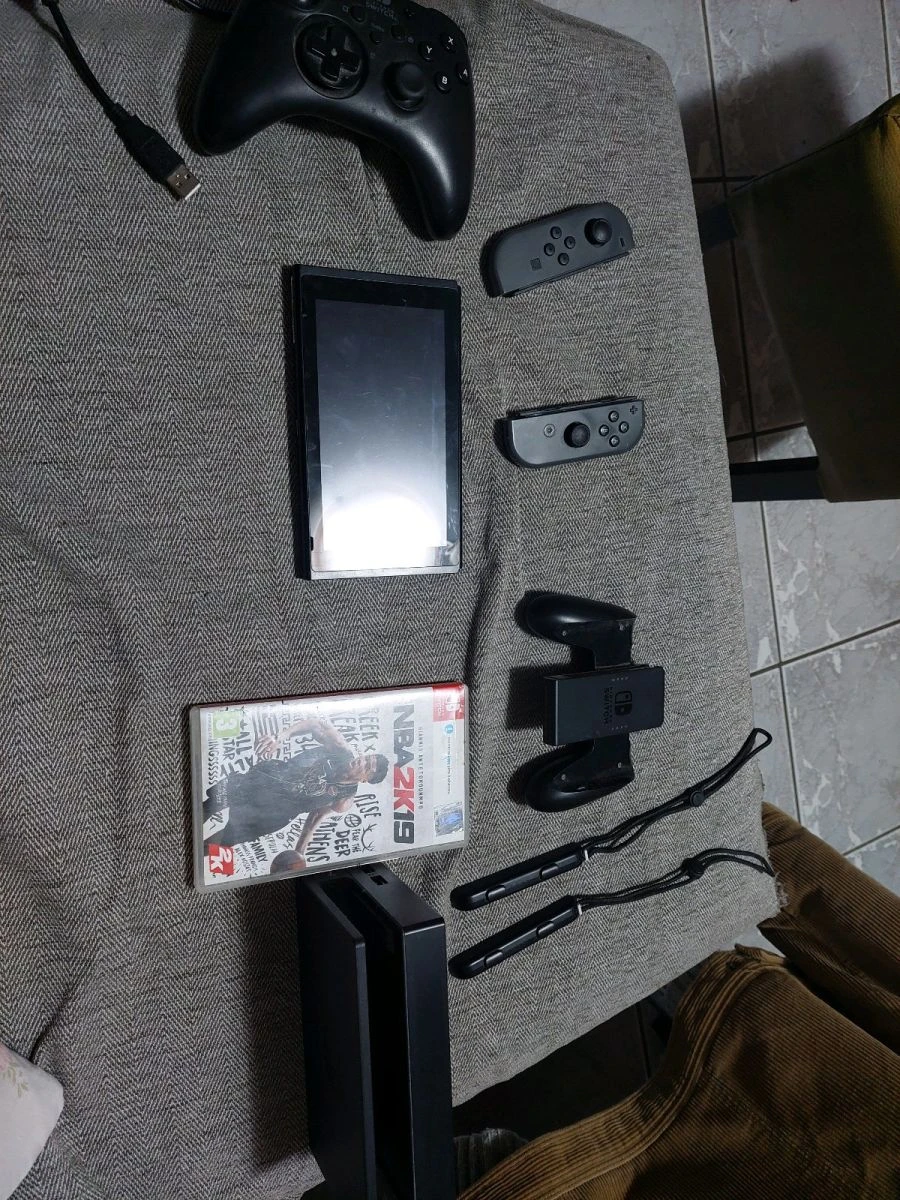 Vendora Nitendo Switch 32GB με περιφερειακά δωρο 7 Vendora Nitendo Switch 32GB με περιφερειακά δωρο - Image 5