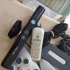 Vendora πωλείται Xbox 360 -vintage object shop 45f60db60a30d74ea43995ea038d180cd95eb672 xl