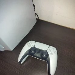 Vendora PS5 -vintage object shop 4f2331b7876624af435460b8238dfd0a84fa41f0 xl