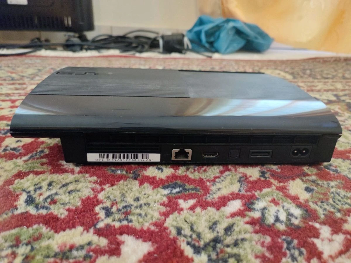 Vendora Ps3 Super Slim + 13 Games 4 Vendora Ps3 Super Slim + 13 Games - Image 2