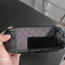 Vendora PSP 3000 με πειρατικό πρόγραμμα και με καλά παιχνίδια