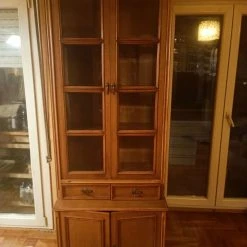 Vendora Βιβλιοθήκη με τζαμαρία