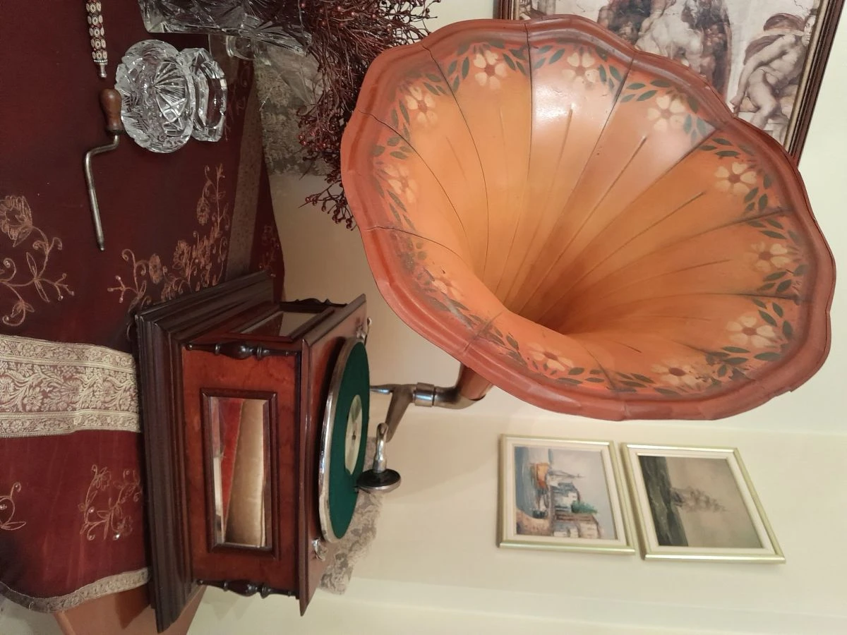 Vendora ΓΡΑΜΜΟΦΩΝΟ ΣΕ ΑΡΙΣΤΗ ΚΑΤΑΣΤΑΣΗ ΜΕ ΠΕΡΙΠΟΥ 60 ΔΙΣΚΟΥΣ ΜΕ ΠΑΛΙΑ ΛΑΙΚΑ ΚΑΙ ΔΗΜΟΤΙΚΑ ΤΡΑΓΟΥΔΙΑ 3 Vendora ΓΡΑΜΜΟΦΩΝΟ ΣΕ ΑΡΙΣΤΗ ΚΑΤΑΣΤΑΣΗ ΜΕ ΠΕΡΙΠΟΥ 60 ΔΙΣΚΟΥΣ ΜΕ ΠΑΛΙΑ ΛΑΙΚΑ ΚΑΙ ΔΗΜΟΤΙΚΑ ΤΡΑΓΟΥΔΙΑ