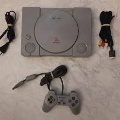 Vendora SONY PLAYSTATION 1 FAT ΤΣΙΠΑΡΙΣΜΕΝΟ ( PS1 FAT CHIP ) + 5 GAMES