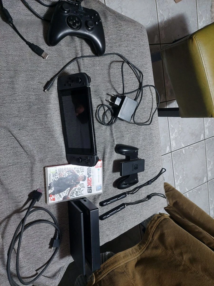 Vendora Nitendo Switch 32GB με περιφερειακά δωρο 6 Vendora Nitendo Switch 32GB με περιφερειακά δωρο - Image 4