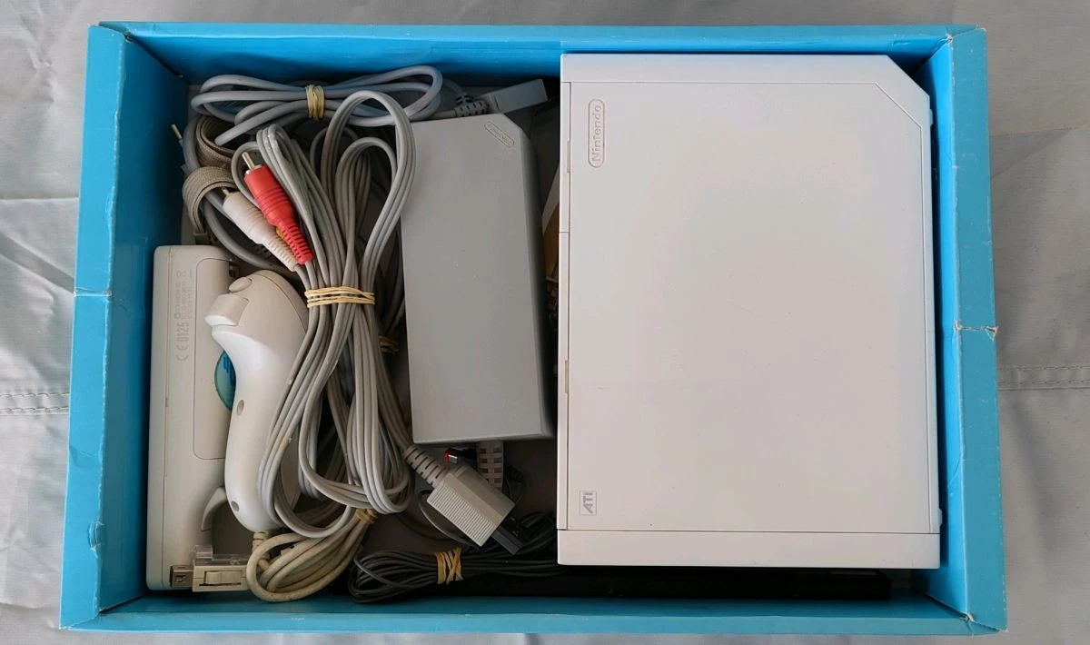 Vendora 02- Nintendo Wii 128gb White στο κουτί του & 52 παιχνίδια. 4 Vendora 02- Nintendo Wii 128gb White στο κουτί του & 52 παιχνίδια. - Image 2