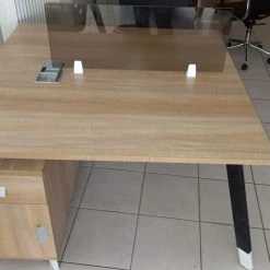 Vendora ΠΩΛΟΎΝΤΑΙ 7 Γραφεία δύο θέσεων εργασίας, 4 Γραφεία μιας θέσης εργασίας και 19 καρέκλες. Πωλούνται μαζί ή ξεχωριστά και βρίσκονται σε άριστη κατάσταση Για τιμή και πληροφορίες παρακαλώ επικοινωνήστε. 13 Vendora ΠΩΛΟΎΝΤΑΙ 7 Γραφεία δύο θέσεων εργασίας, 4 Γραφεία μιας θέσης εργασίας και 19 καρέκλες. Πωλούνται μαζί ή ξεχωριστά και βρίσκονται σε άριστη κατάσταση Για τιμή και πληροφορίες παρακαλώ επικοινωνήστε. -vintage object shop 705009dd5c3d1bb5ecdb473aed0d16bee78c0775 xl