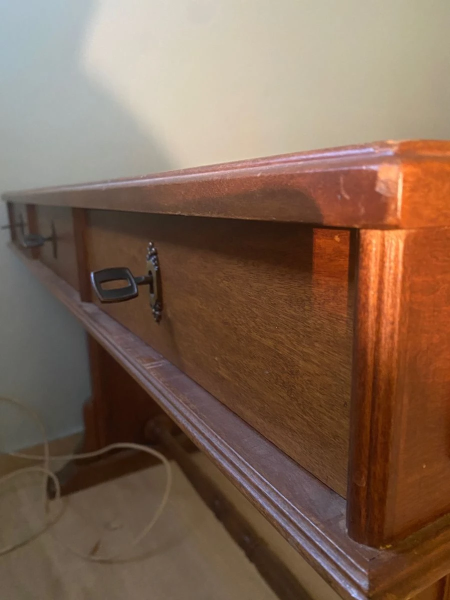 Vendora Γραφείο από καρυδιά σε άριστη κατάσταση με ασορτί καρέκλα 7 Vendora Γραφείο από καρυδιά σε άριστη κατάσταση με ασορτί καρέκλα - Image 5