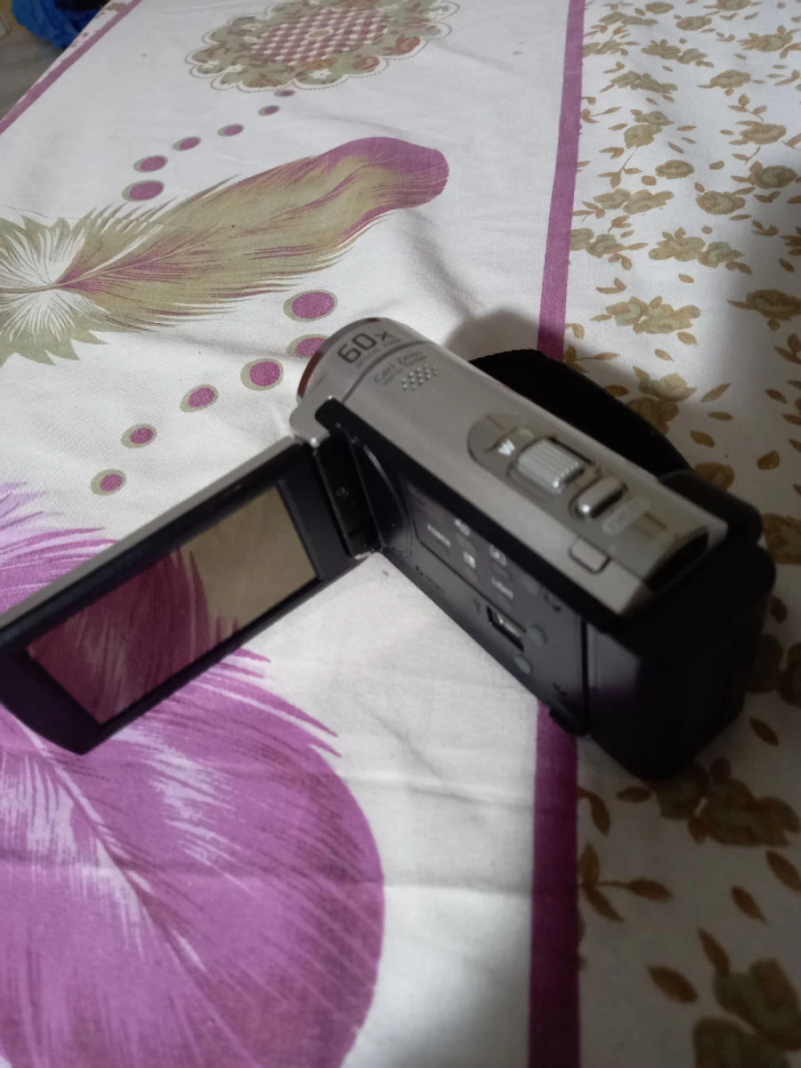 Vendora ΠΤΩΣΗ ΤΙΜΗΣ 21/9:SONY HANDYCAM 60XOPTICAL ZOOM,ΔΩΡΟ OLYMPUS DIGITAL CAMERA 11 Vendora ΠΤΩΣΗ ΤΙΜΗΣ 21/9:SONY HANDYCAM 60XOPTICAL ZOOM,ΔΩΡΟ OLYMPUS DIGITAL CAMERA - Image 9