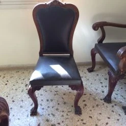 Vendora Τραπεζαρία, 6 καρέκλες, 2 πολυθρόνες. Πωλούνται ξεχωριστά και μπουφές, βιτρίνα, όλα με λεοντοπόδαρα . -vintage object shop 795e077564223cc22bc9839ce7e4f5e9e7ccde4a xl