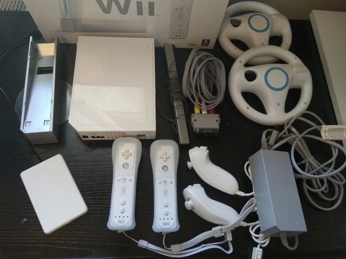 Vendora Nintendo Wii Full πακετο με 100 παιχνιδια! Αθηνα ή Πατρα για χερι με χερι ή αποστολη ΔΩΡΕΑΝ 3 Vendora Nintendo Wii Full πακετο με 100 παιχνιδια! Αθηνα ή Πατρα για χερι με χερι ή αποστολη ΔΩΡΕΑΝ