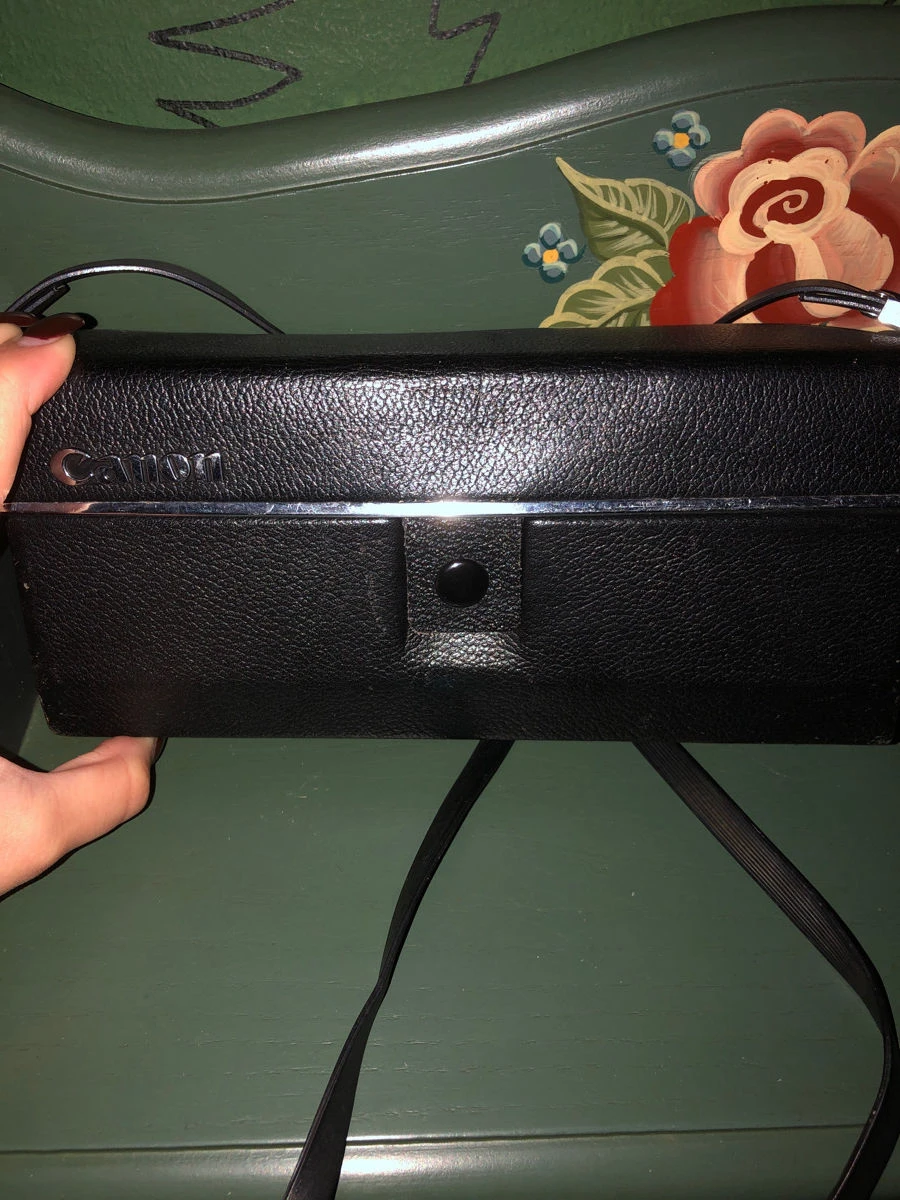 Vendora Canon Canonet 8 Vintage Cine Camera W/ C-8 10-25mm F/1.8 Lens 5 Vendora Canon Canonet 8 Vintage Cine Camera W/ C-8 10-25mm F/1.8 Lens - Image 3