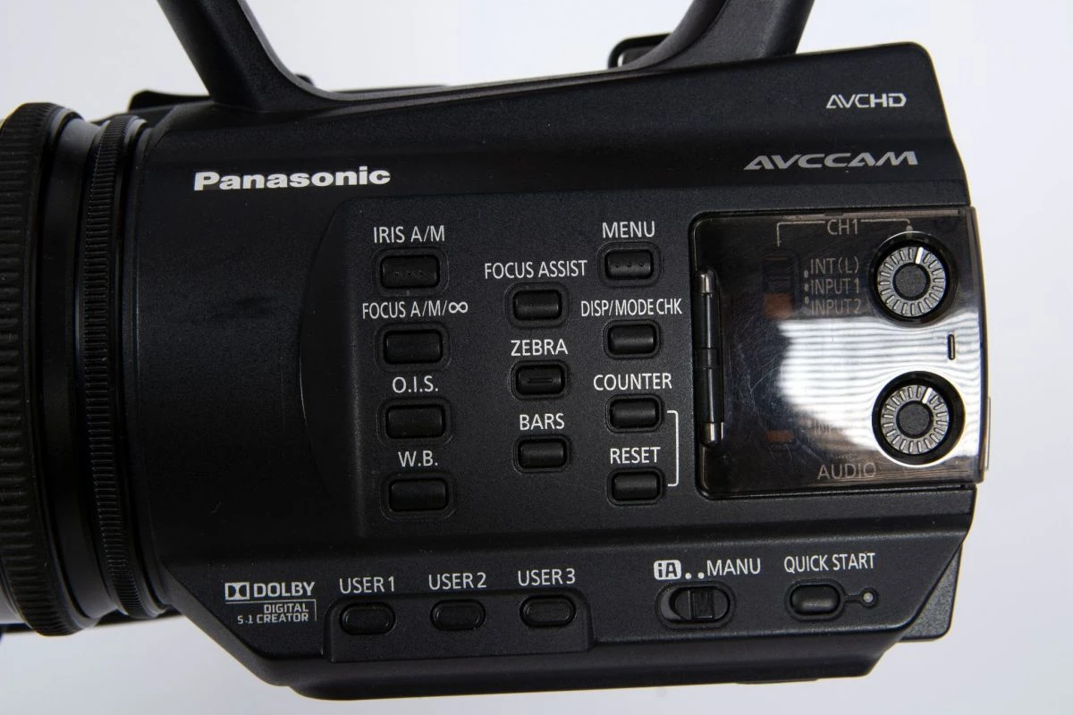 Vendora Επαγγελματική βιντεοκάμερα Panasonic AG-AC90 FullHD 3MOS BSI Sensor 7 Vendora Επαγγελματική βιντεοκάμερα Panasonic AG-AC90 FullHD 3MOS BSI Sensor - Image 5