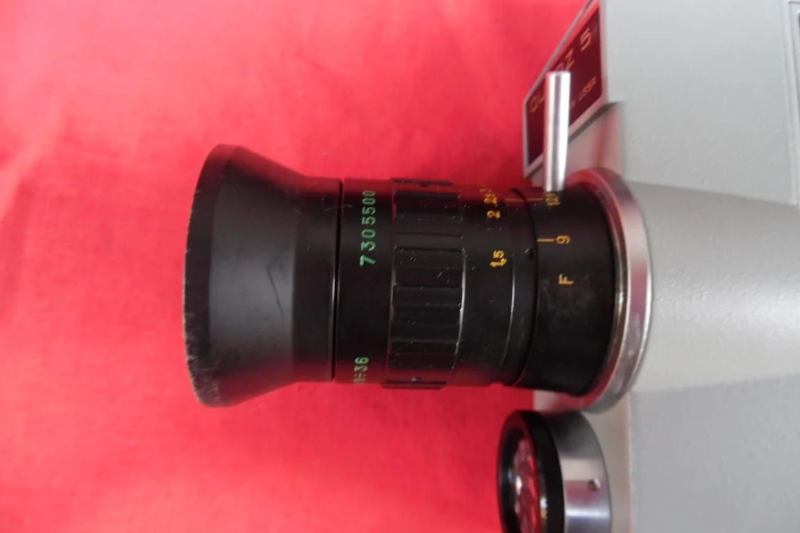 Vendora Παλιά κάμερα λήψης Kbapu QUARZ 5 8mm της δεκαετίας του '60. 10 Vendora Παλιά κάμερα λήψης Kbapu QUARZ 5 8mm της δεκαετίας του '60. - Image 8