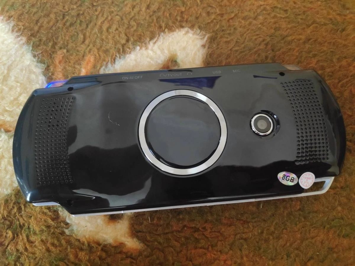 Vendora Φορητη Κονσολα 2000 Παιχνιδιων 6 Vendora Φορητη Κονσολα 2000 Παιχνιδιων - Image 4