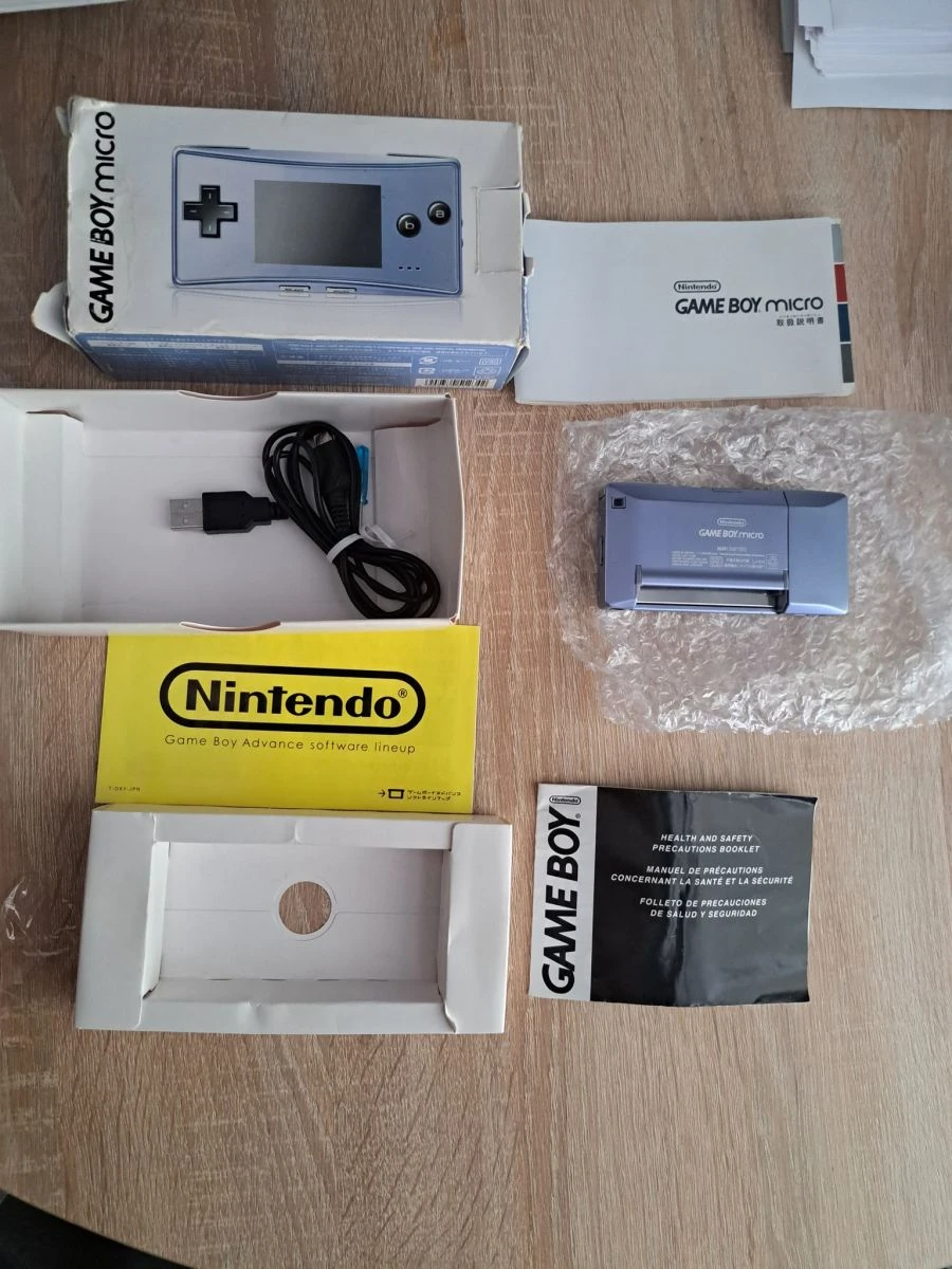 Vendora Game Boy Micro Boxed 6 Vendora Game Boy Micro Boxed - Image 4