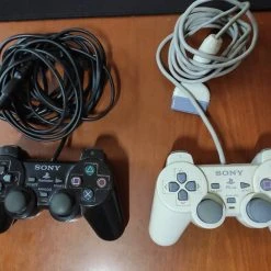 Vendora PlayStation 2 + 2 Controllers + Games -vintage object shop 88429cab22d066e59e4a020e0df13ddfc2911c28 xl