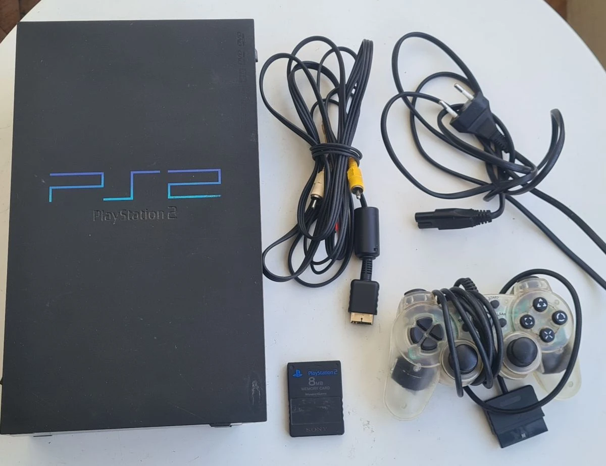 Vendora Ps2 Κονσόλα μαζί με 3 Παιχνίδια.. 3 Vendora Ps2 Κονσόλα μαζί με 3 Παιχνίδια..