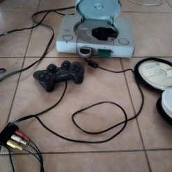 Vendora Ps1 Controled 2 Cards 2 Games