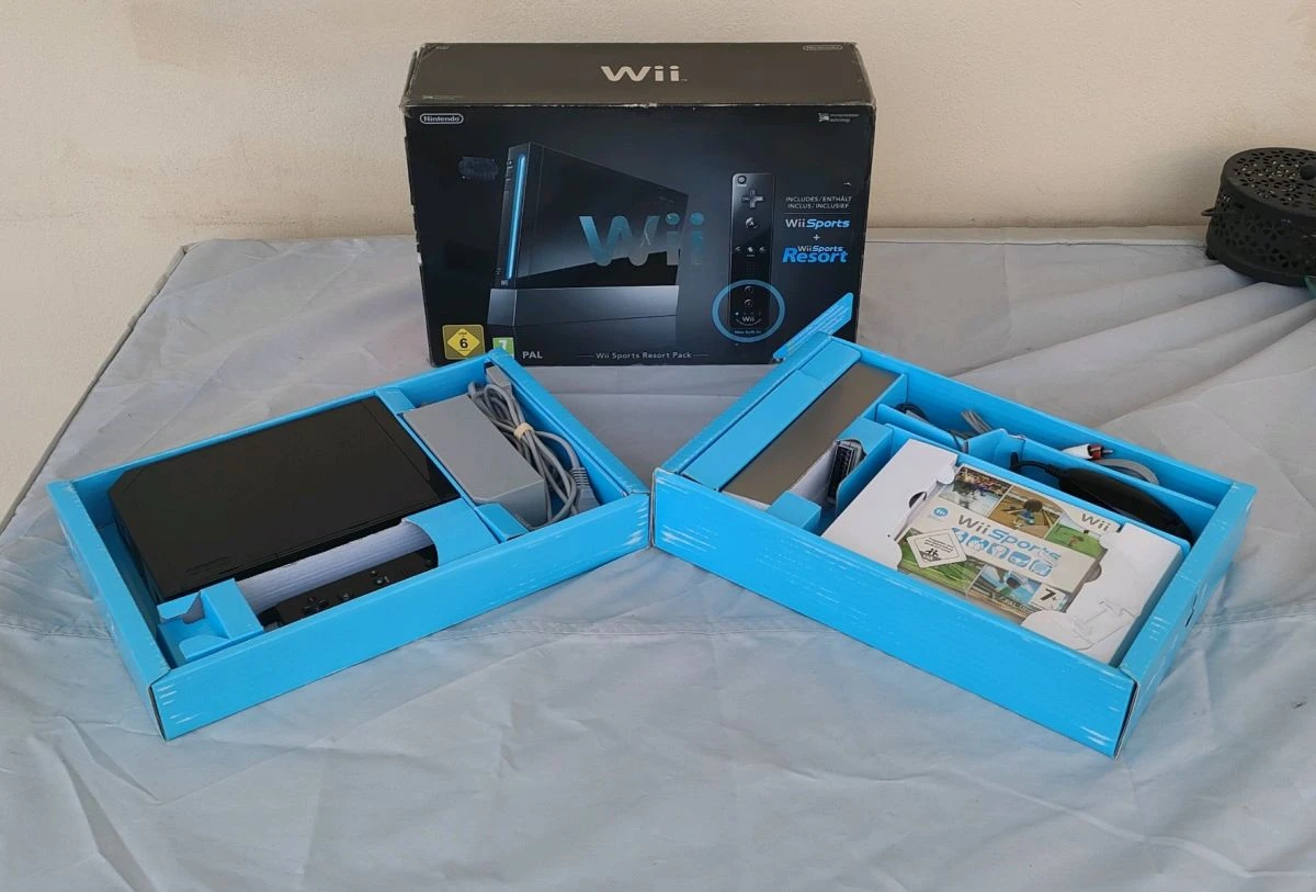 Vendora Nintendo Wii 128gb Black στο κουτί του με 52 παιχνίδια. 3 Vendora Nintendo Wii 128gb Black στο κουτί του με 52 παιχνίδια.