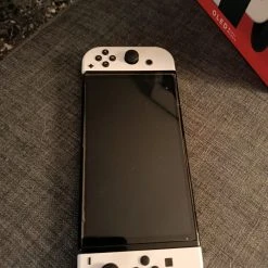 Vendora Nintendo Switch Oled White+Games -vintage object shop 91bfc03ba0c46833a1b81cce0a78ab7d44766156 xl