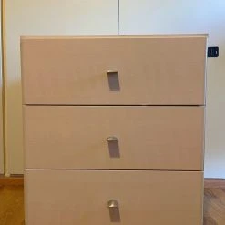 Vendora ΤΡΟΧΗΛΑΤΗ ΣΥΡΤΑΡΙΕΡΑ ΜΕ ΤΡΙΑ ΕΥΡΥΧΩΡΑ ΣΥΡΤΑΡΙΑ ΣΕ ΑΠΟΧΡΩΣΗ ΧΡΩΜΑΤΟΣ ΔΡΥ ΣΕ ΑΡΙΣΤΗ ΚΑΤΑΣΤΑΣΗ.ΑΓΟΡΑΣΜΕΝΗ ΑΠΟ ΕΠΙΠΛΑ ΤΗΝΙΑΚΟΣ.