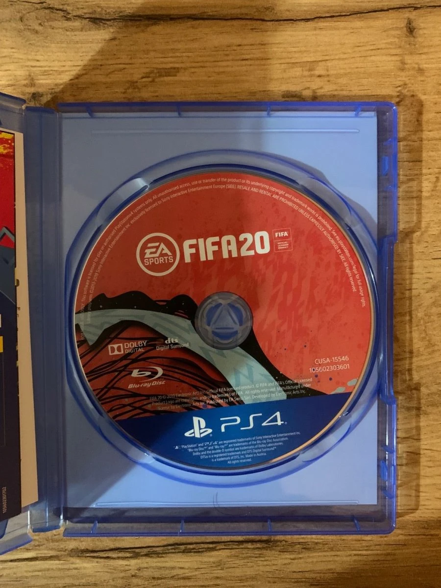 Vendora PS4 + Games + 2 Controllers 6 Vendora PS4 + Games + 2 Controllers - Image 4