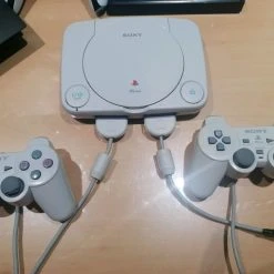Vendora Playstation One -vintage object shop a2d02faf232bf44adba532b1d3d1b30ec270e6d9 xl