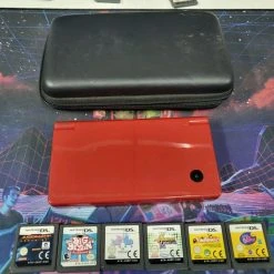 Vendora Nintendo Dsi + 6 παιχνίδια + Σκληρη Θηκη 6 Vendora Nintendo Dsi + 6 παιχνίδια + Σκληρη Θηκη -vintage object shop a4e5ef30283f3bd461c4f810531df2af8577d423 xl