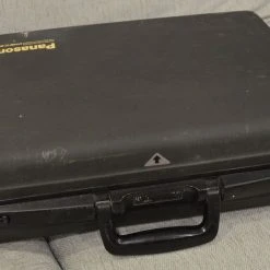 Vendora Πλήρης εξοπλισμός βιντεοκάμερας ‘’PANASONIC’’ για επαγγελματική χρήση σε άριστη κατάσταση (150 ευρώ) -vintage object shop a5eba4b5a42ce2009f90db69a4007c0952b1adff xl